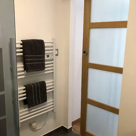 Semesterbostad La Maison Rouge